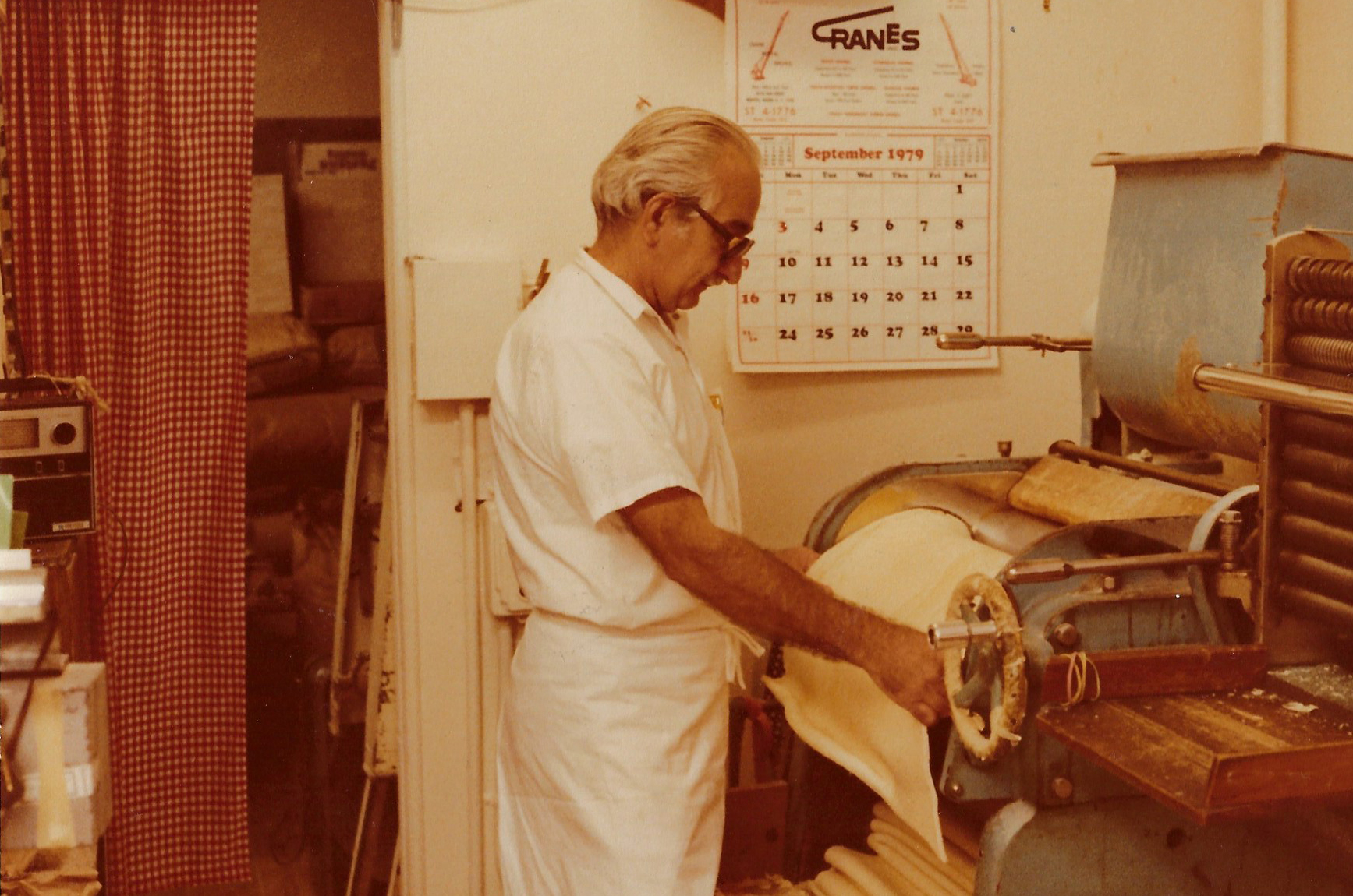 Mario Borgatti making pasta